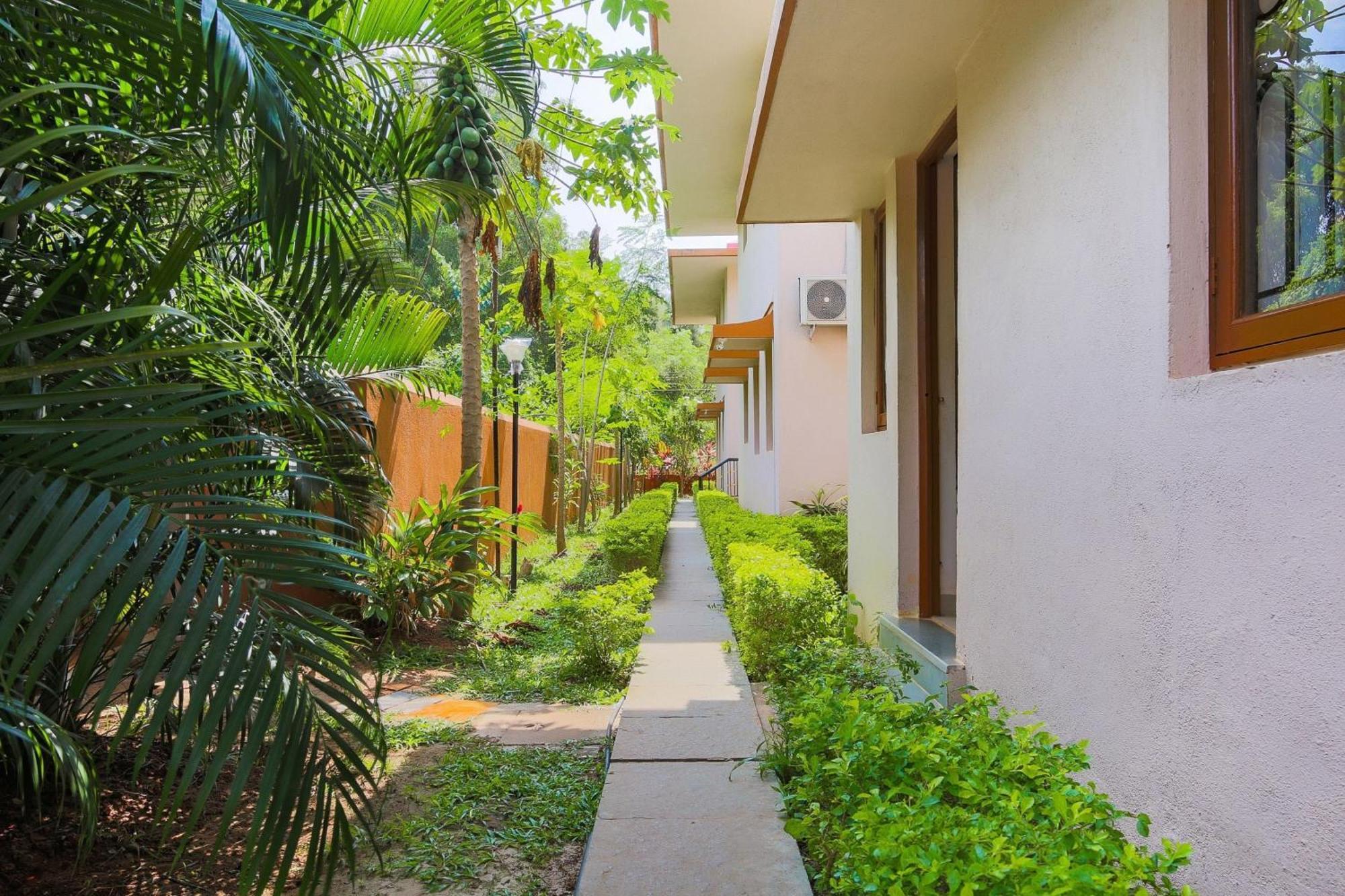 Super O The Goan Courtyard Hotel Colva